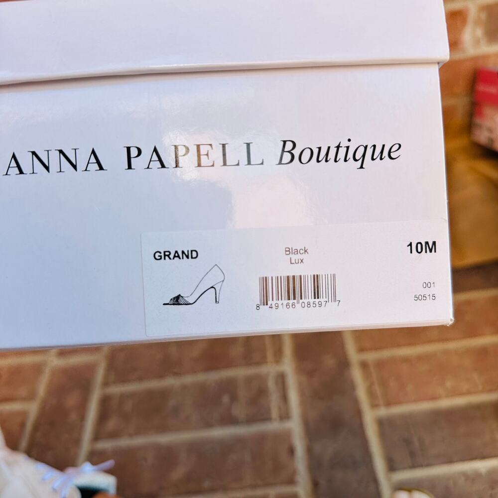 Adrianna Papell Boutique Black Heels Size 10 - Picture 8 of 9